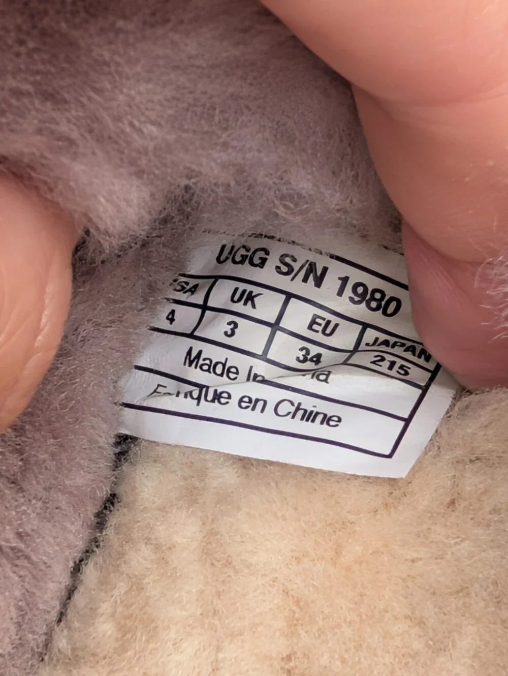 Ugg Girls Sheepskin Slippers Size 4